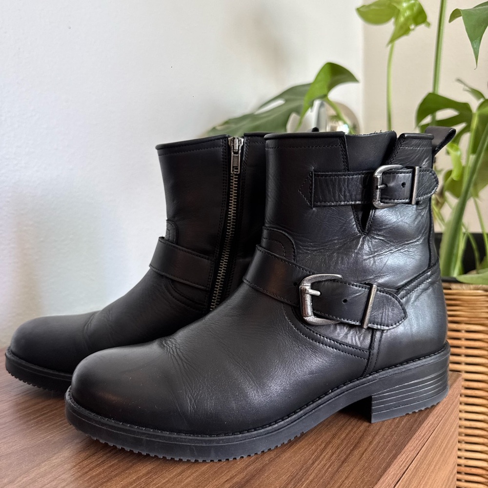 Black Leather Ankle Moto Boots